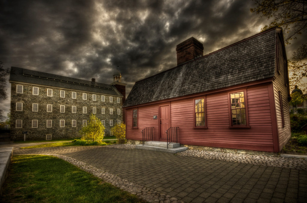 Sylvanus Brown House in Pawtucket, Rhode Island - Photo by Frank Grace