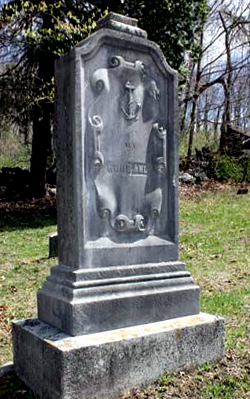 The grave of Captain Sluman Gray.