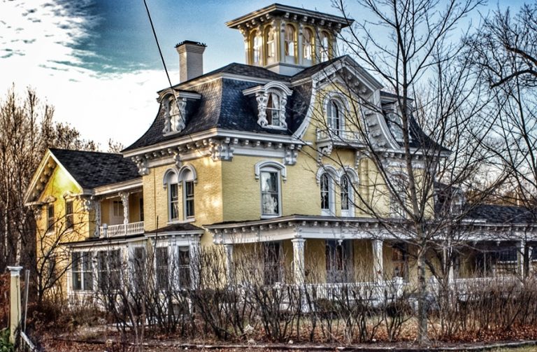 Podcast 211 The Haunting of Highgate Manor New England Legends