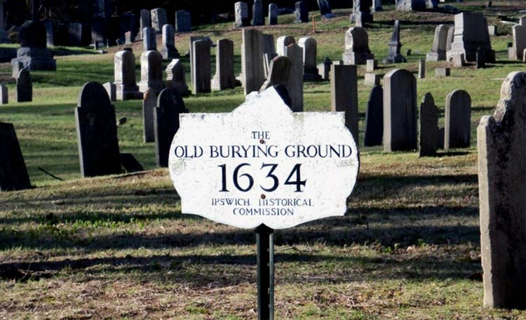 The Old Burying Ground in Essex, Massachusetts. In 1817, eight bodies were snatched from this boneyard.