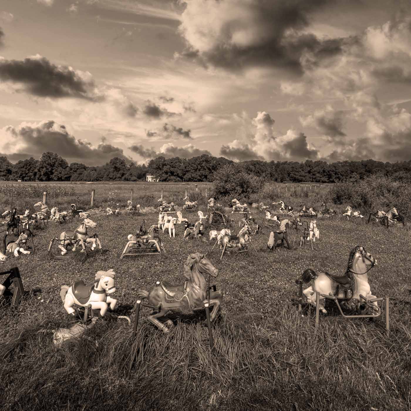 Podcast 425 – The Ancient Mystery of Ponyhenge