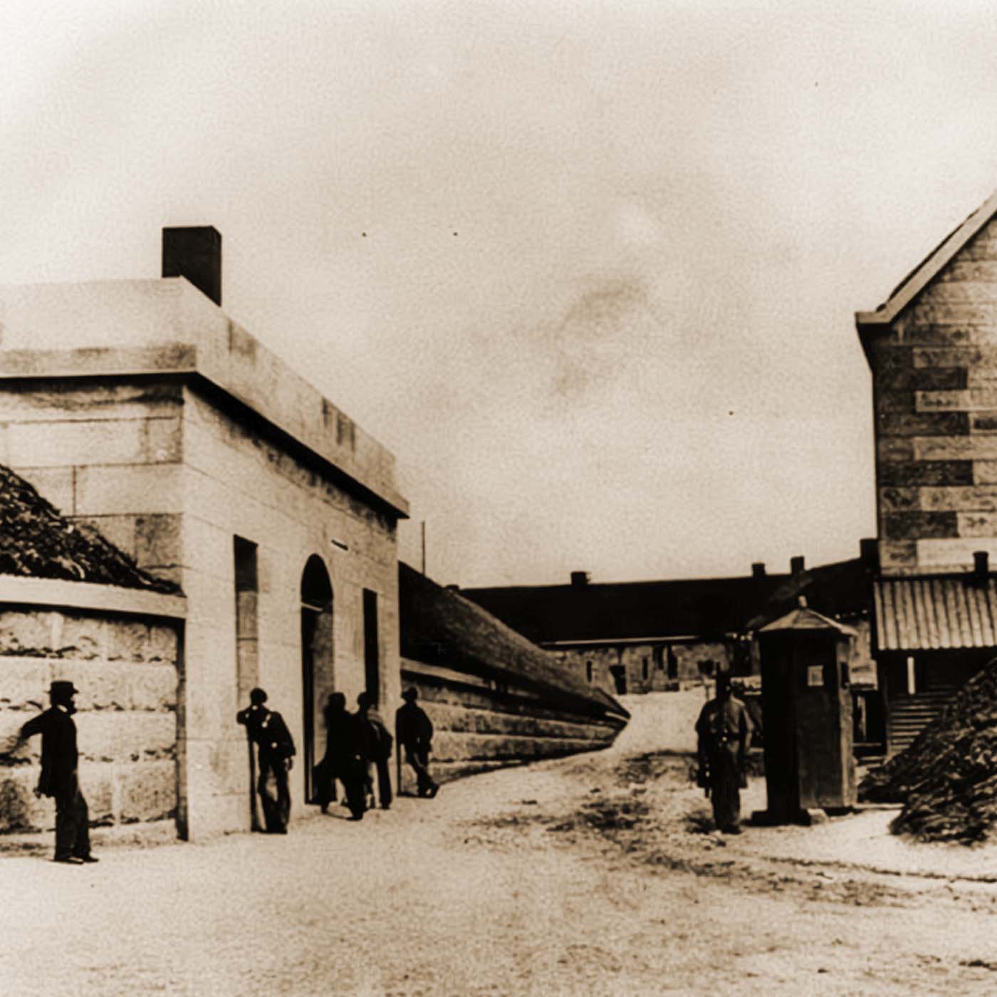 Podcast 462 – The Lady in Black on Georges Island